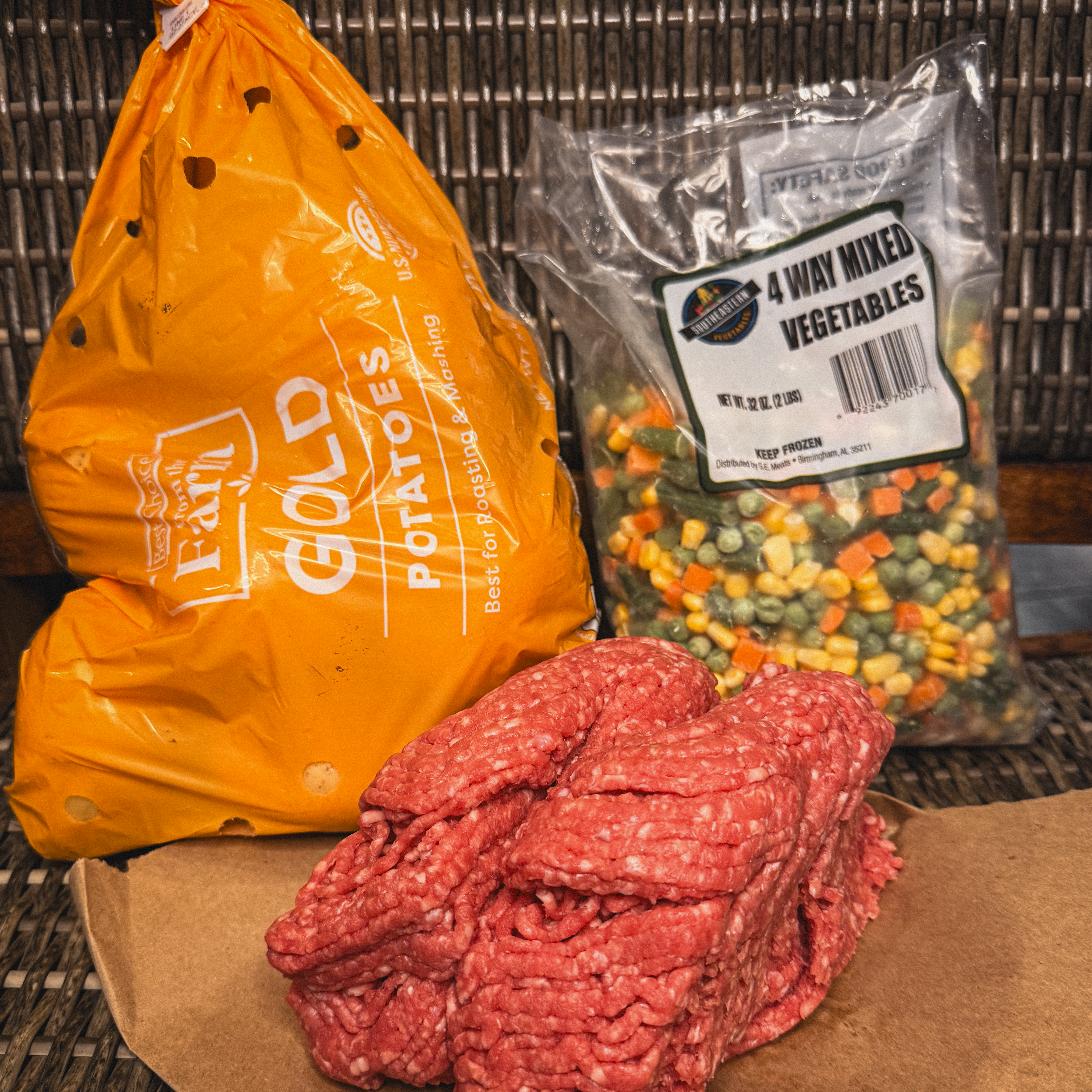 Ingredients to make Shepherd's Pie